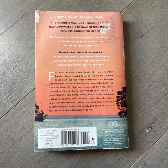 Where the Crawdads Sing Book - Picture 5 of 5